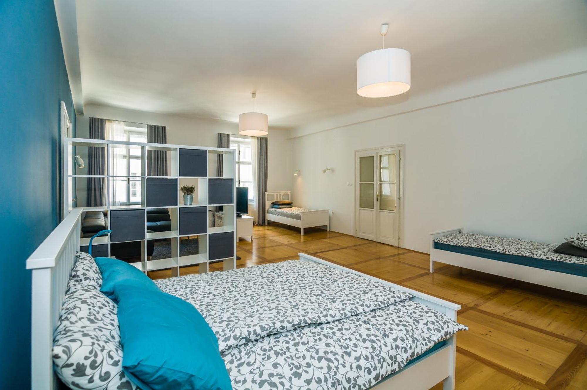 Elegant Central Apartment 류블랴나 외부 사진