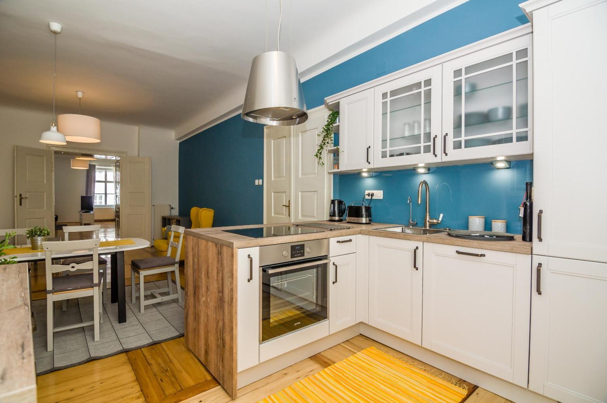 Elegant Central Apartment 류블랴나 외부 사진