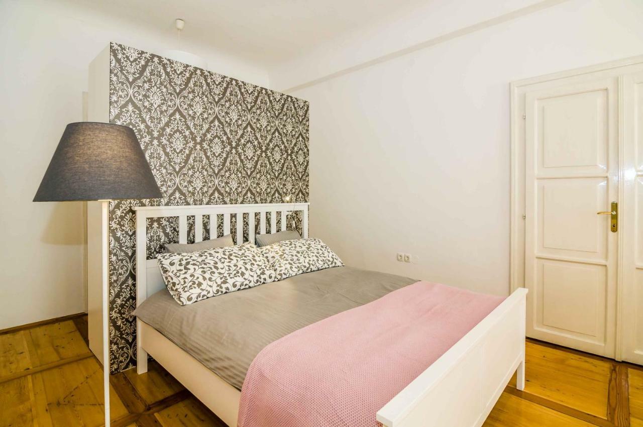 Elegant Central Apartment 류블랴나 외부 사진