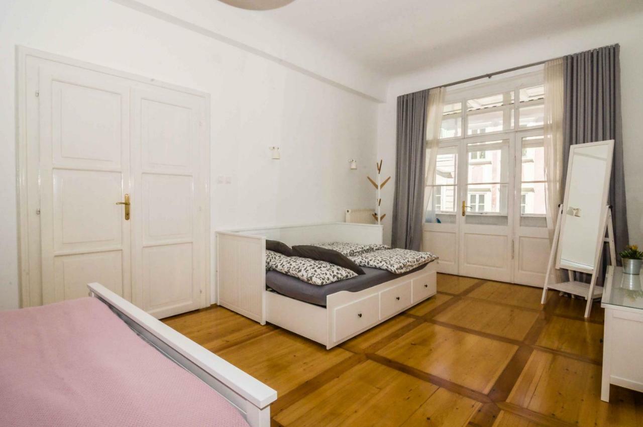 Elegant Central Apartment 류블랴나 외부 사진