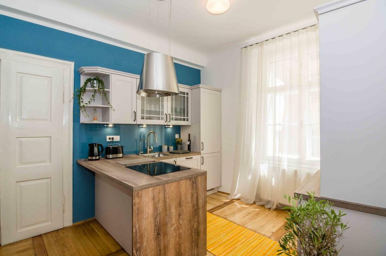Elegant Central Apartment 류블랴나 외부 사진